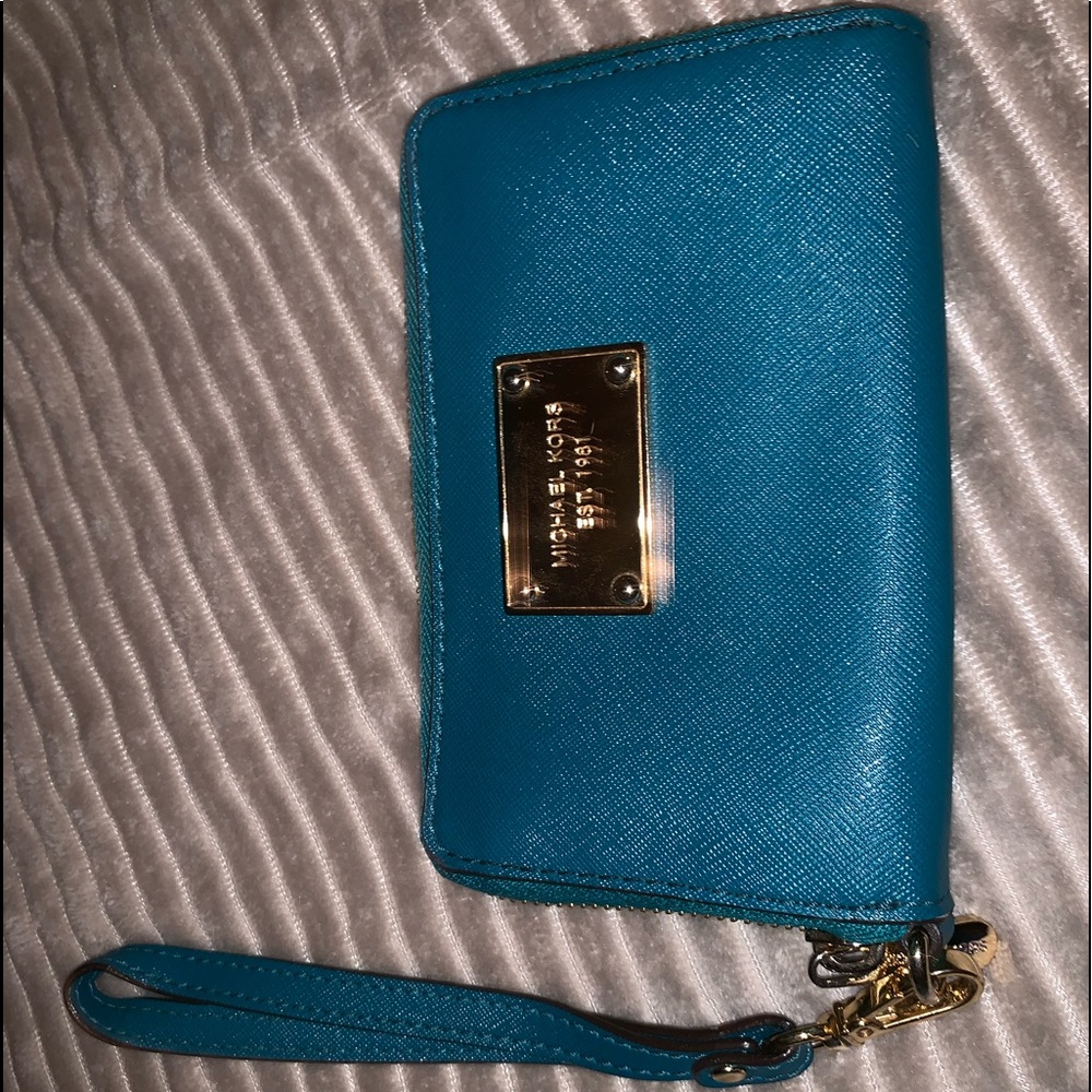 Large Smartphone Wristlet